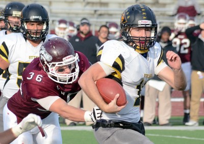 First Round: More FB playoff photos First Round: More FB playoff photos