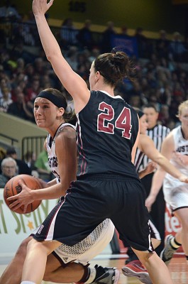 Mustangs advance to tourney final (photos) Mustangs advance to tourney final (photos)