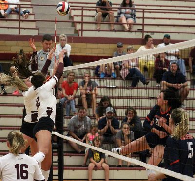 Mistakes lead to Mustang volleyball loss Mistakes lead to Mustang volleyball loss