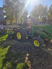 Cover Crops Give Morningside Students Hands-On Learning Experience